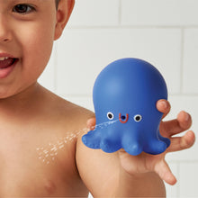 Load image into Gallery viewer, Itzy Ritzy - Seaside Splash Gift Set™ Bath + Water Toy
