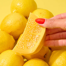 Load image into Gallery viewer, Jenny Lemons - Midi Lemon Slice Hair Claw Clip