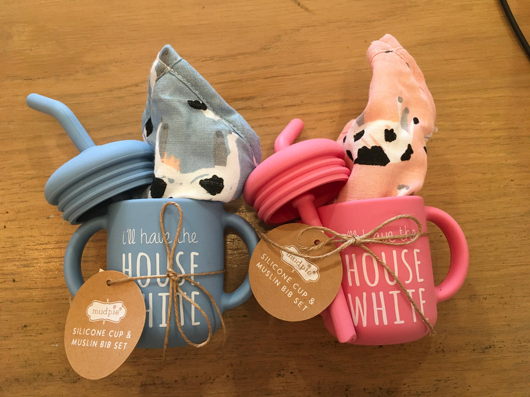 Cup & Bib Set Cow. Pink. Blue.