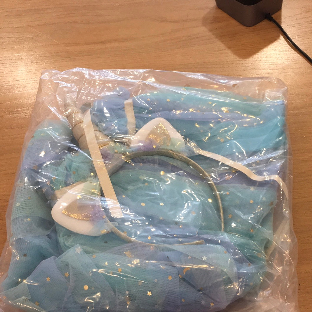 Unicorn cape and headband mudpie