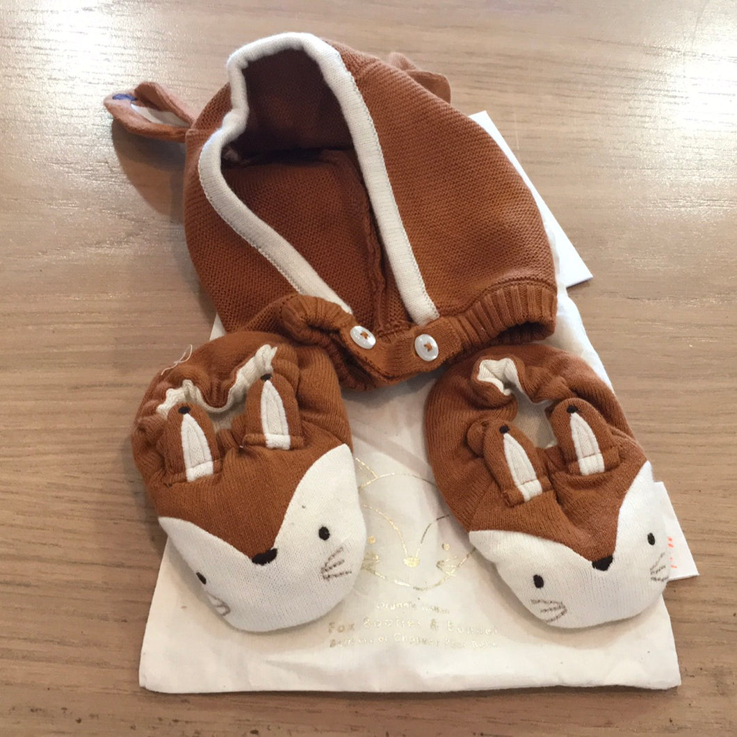 Meri Meri Fox baby bonnet and booties